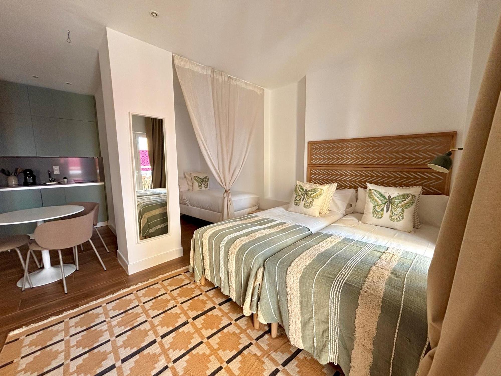 Apartamento Eva Recommends Lineros Sevilla Exterior foto
